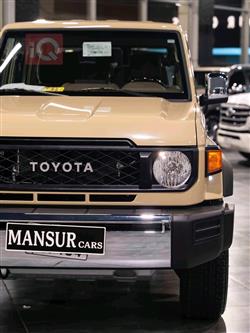 تويوتا لاند كروزر 76